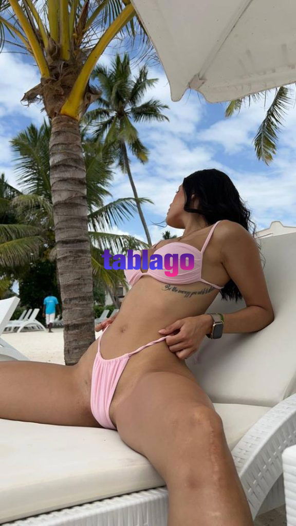 Disponível para sua satisfação sexual e massagem paga com atendimento externo ou interno