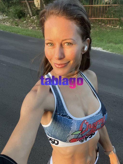 Estou disponível para planos de sexo pagosEstou disponível para planos de sexo pagos