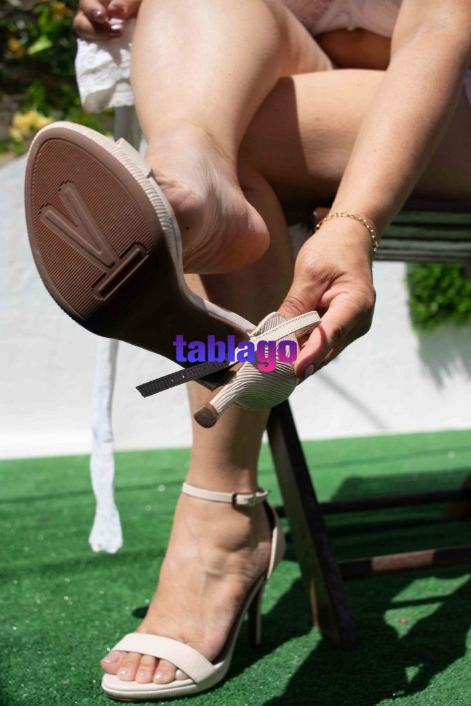 Roberta sedutora envolvente atrevida educada fotos sem enganos . Santa Iria da Azoia