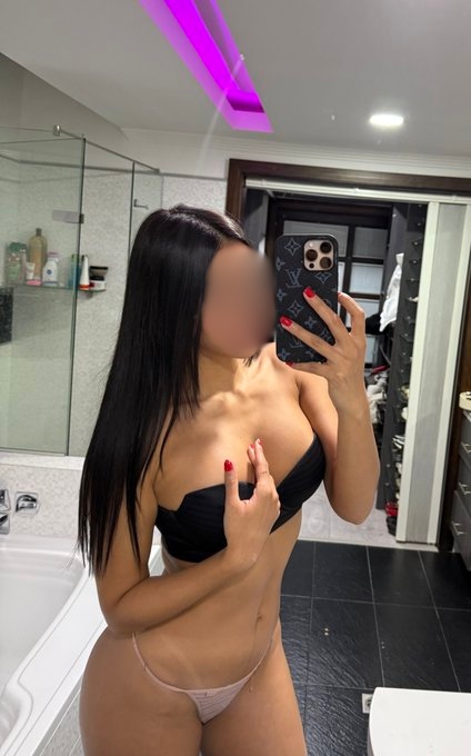 Linda envolvente sedutora educada sexy gostosa vem conhecer