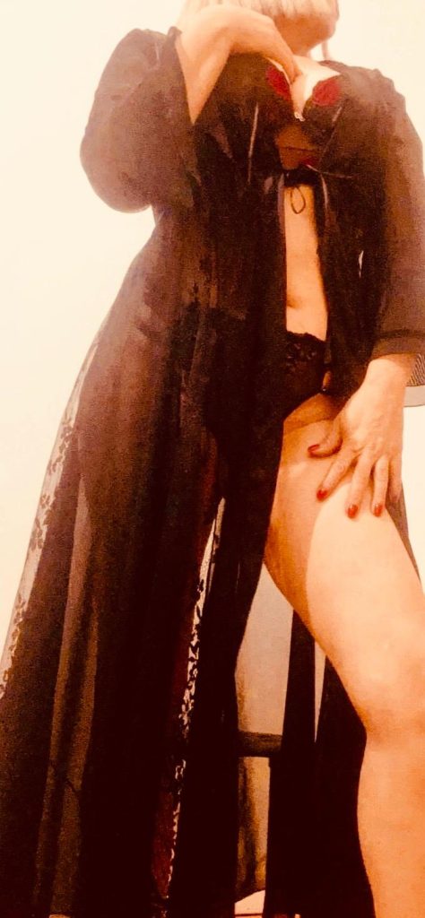 Cheirosa e Bem Disposta Pronta para o Seu Momento de Conexão . Torres Vedras