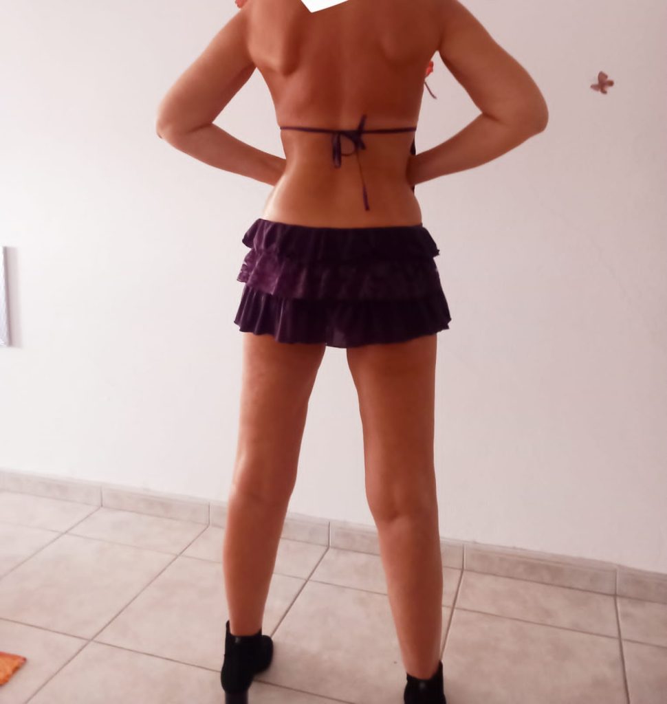 Mariana Ucraniana muito desinibida . Fotos reais . Quarteira