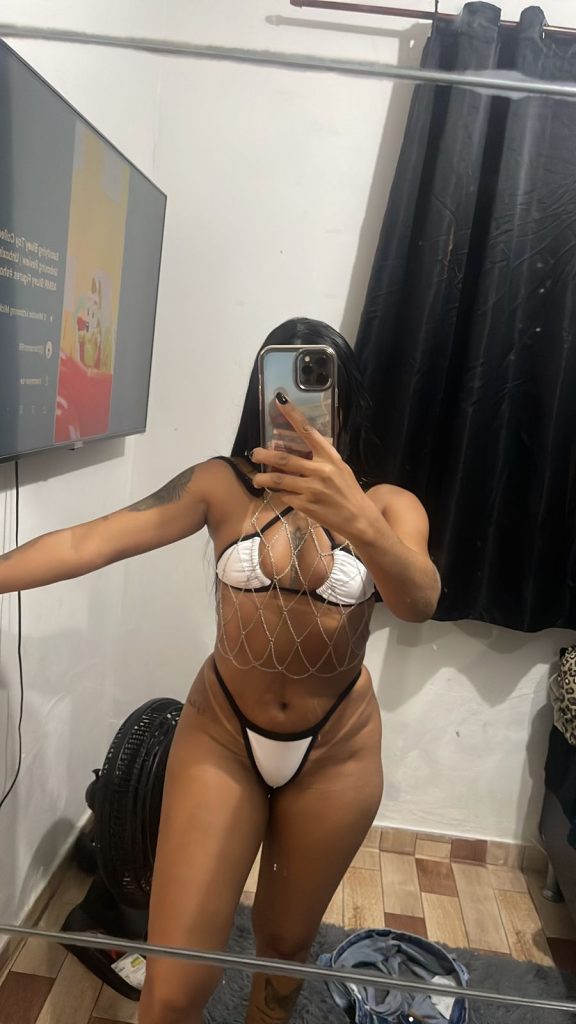 Novinha lindissima fotos reais vem conhecer me . Amora . Seixal